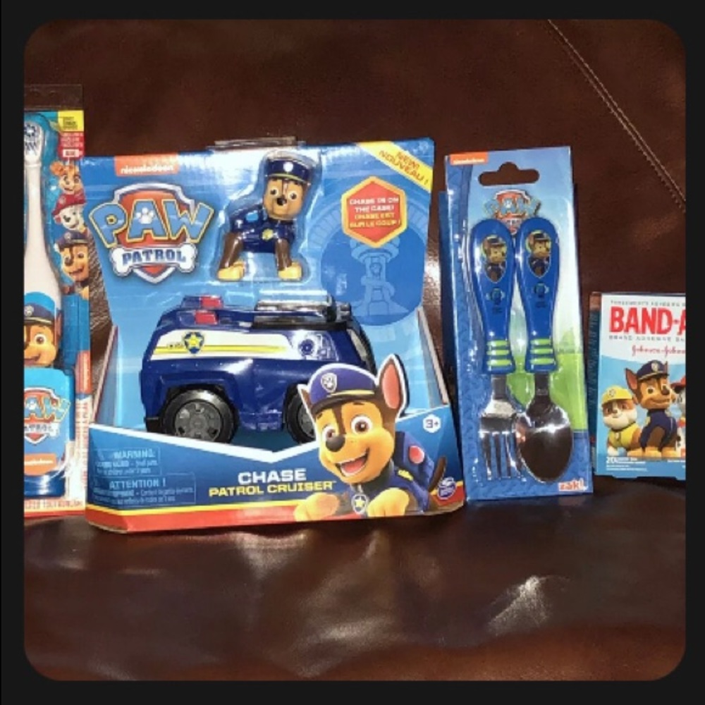 ❌SOLD❌SET Chase Paw Patrol Car/Action Figure Fork/Spoon/Band-aids Dog/police
